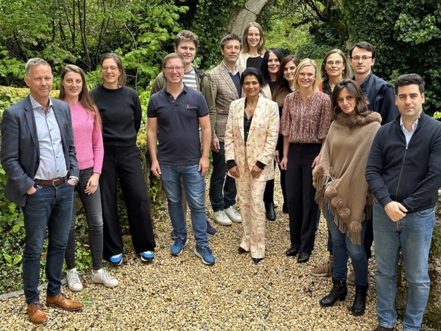 Endeavor-kick-off-group-picture